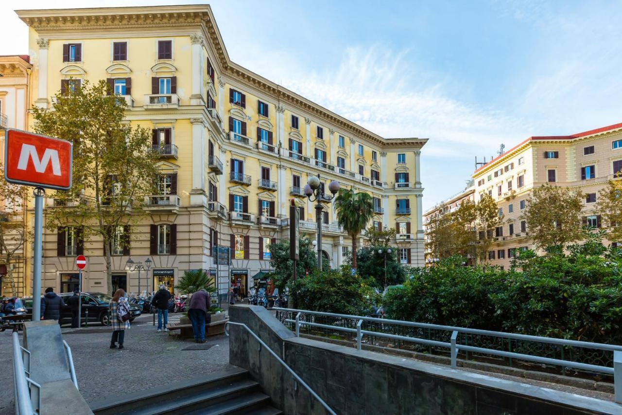 Style Houses In Naples By Wonderful Italy Luaran gambar